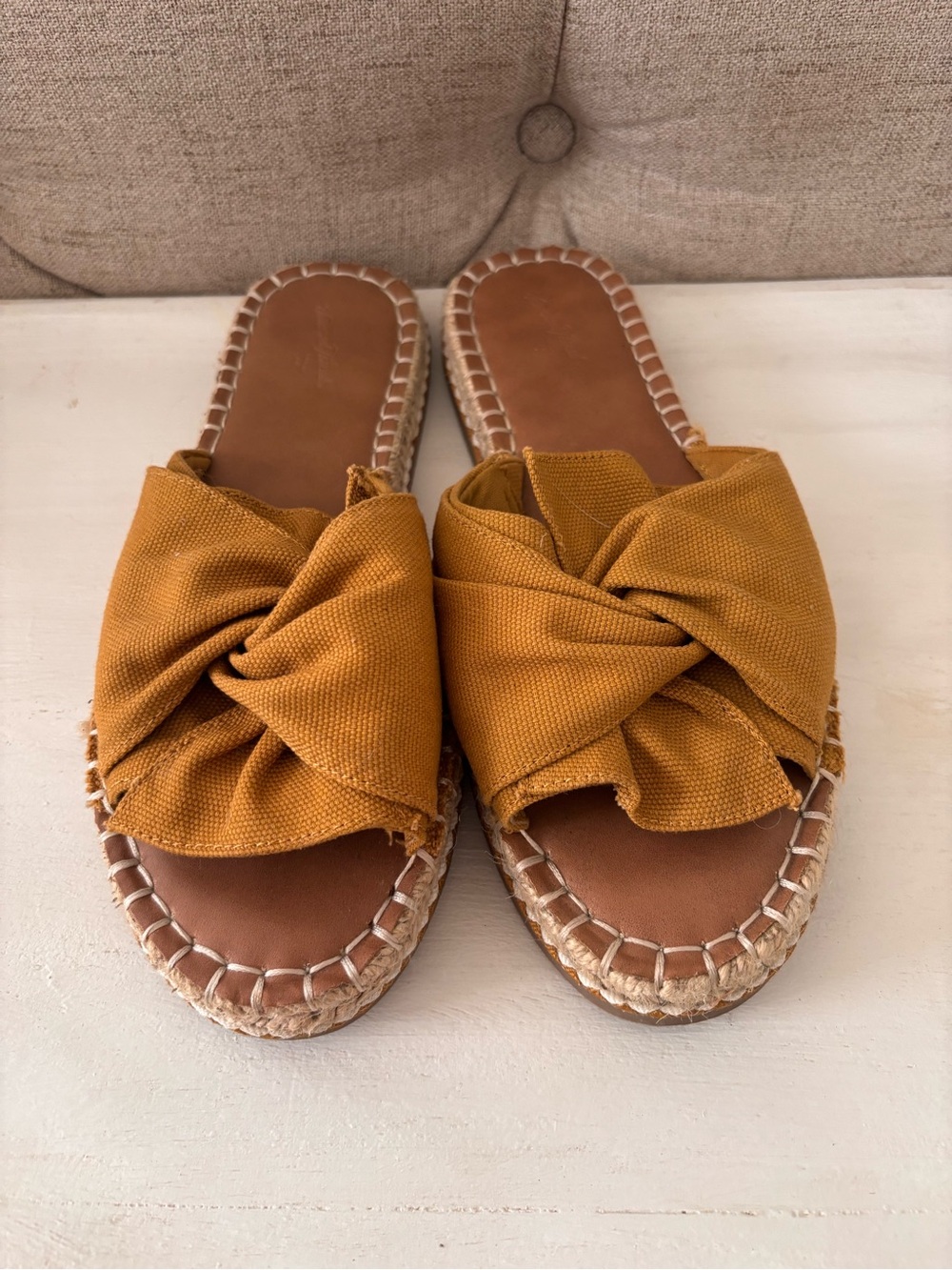 Universal thread- Target Mustard Knot Slide Sandals Espadrille Size 8
